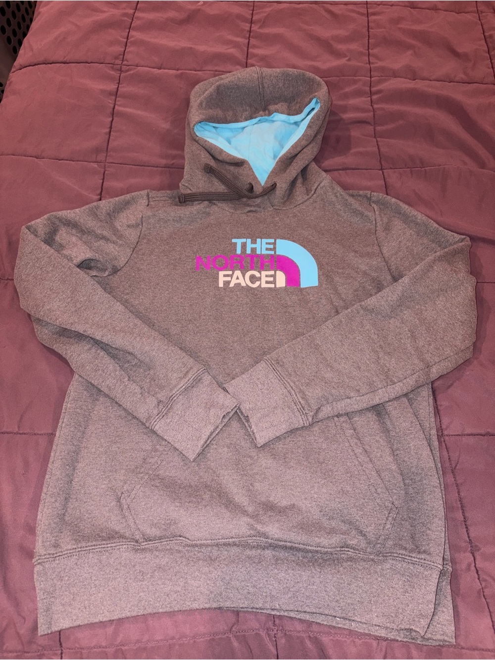 Women’s large Northface sweatshirt